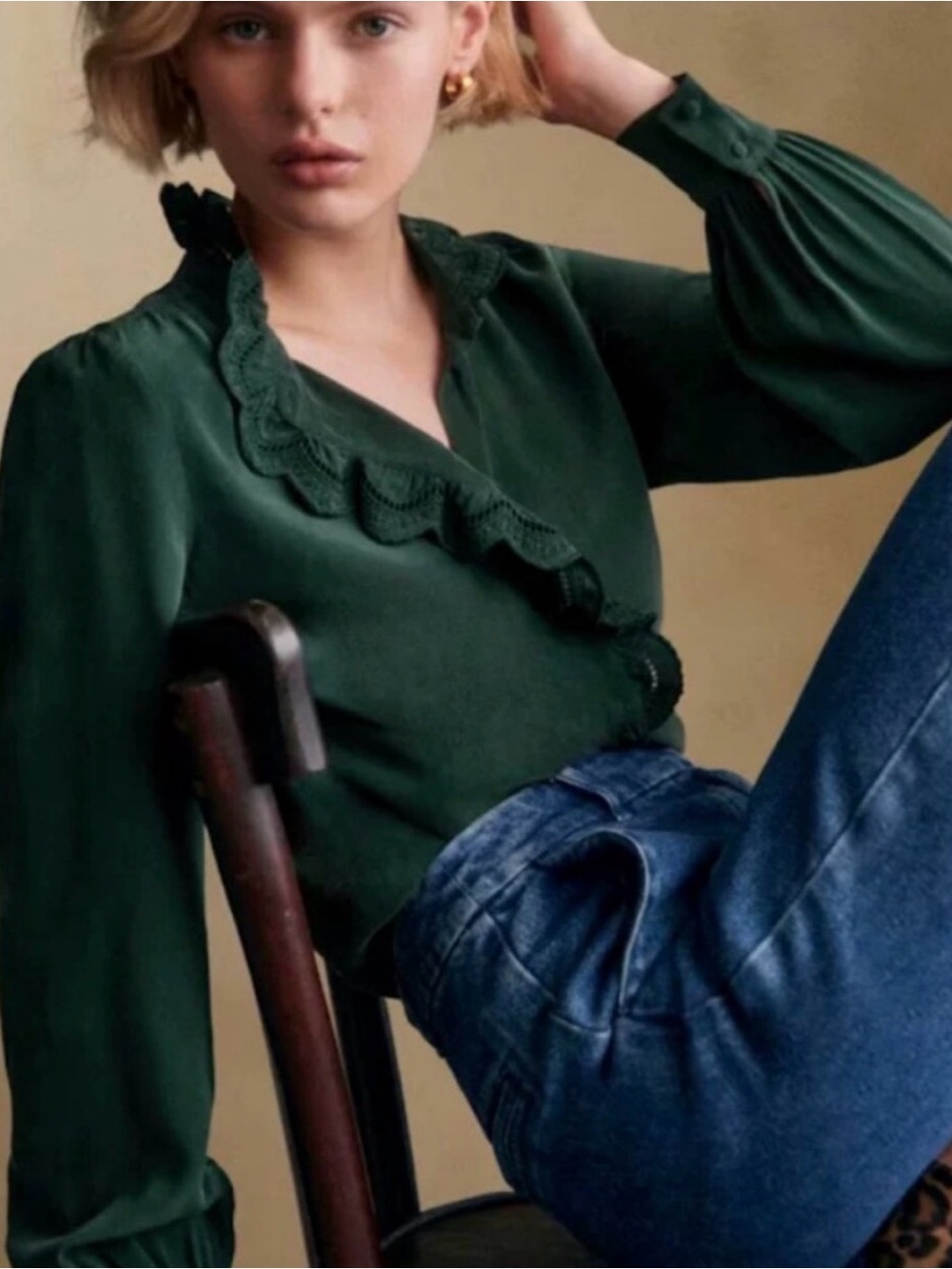 Sézane Chlo Bottle Green Silk Blouse Ruffle Collar Shirt Women’s Size 4 FR 36